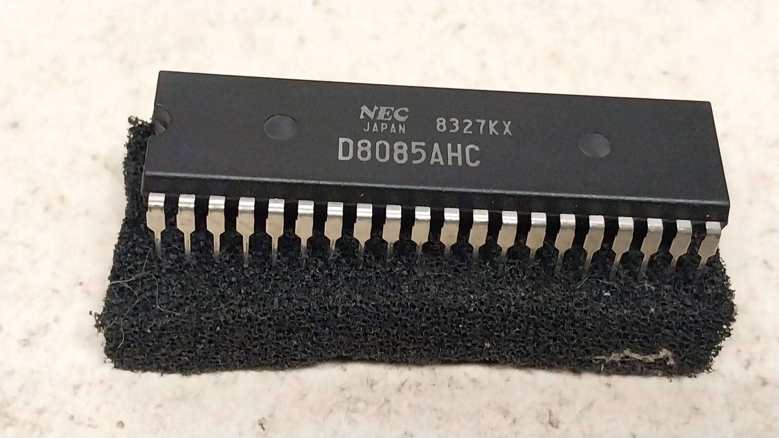 Nice New? NEC D8085AHC Intel 8085 Microprocessor IC Chip / Old