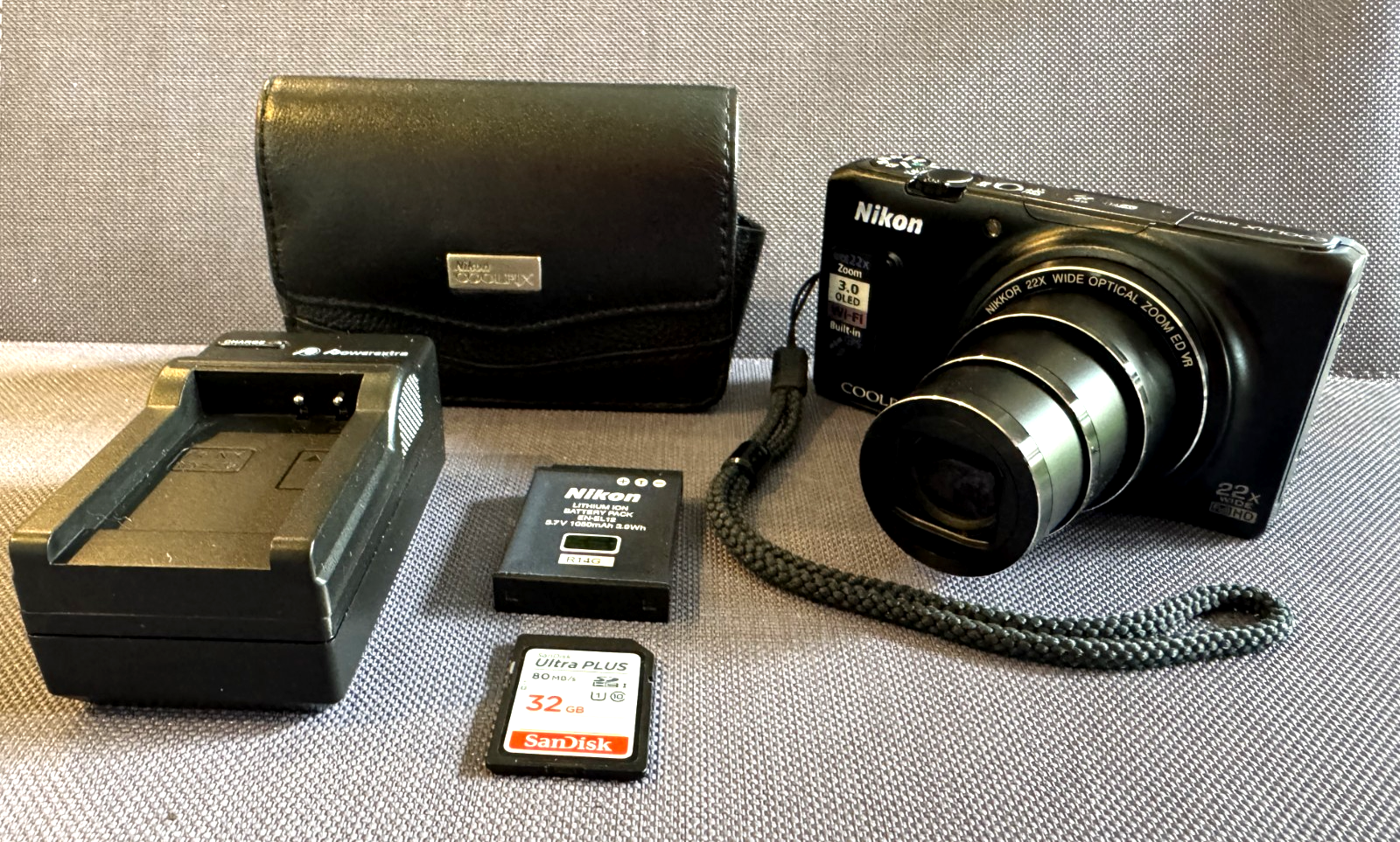 Nikon COOLPIX S9500 18.1MP Wi-Fi & GPS Black Compact Digital