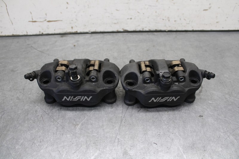 13-18 KAWASAKI NINJA ZX6R RIGHT LEFT FRONT BRAKE CALIPER SET PAIR