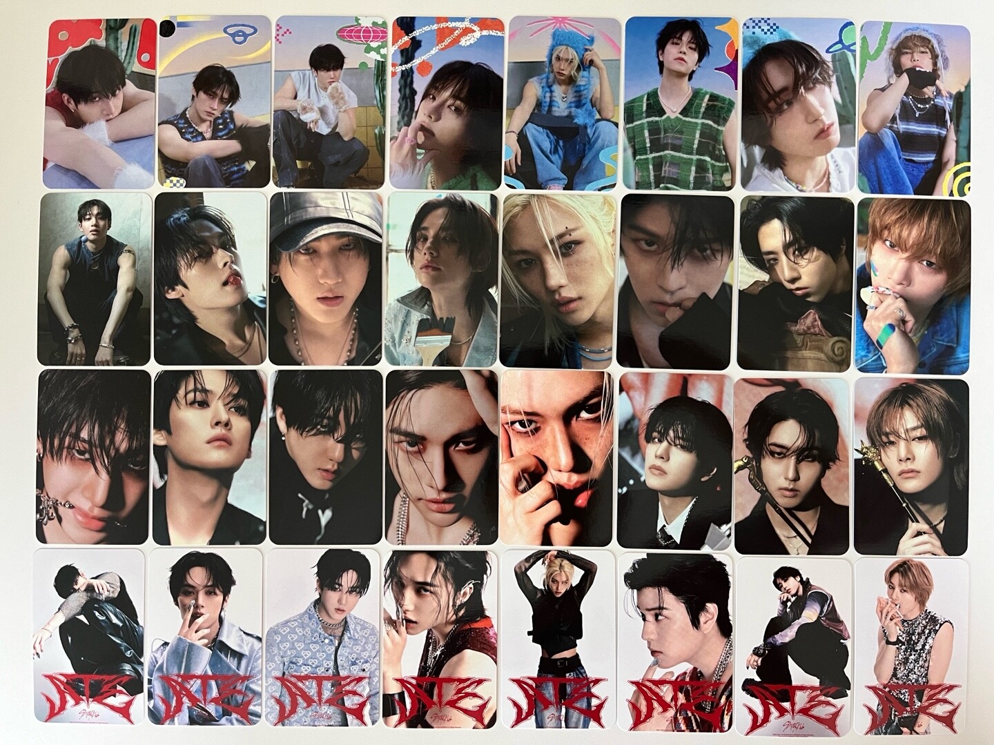 Stray Kids ATE Chk Chk Boom Photocards Bangchan Leeknow Hyunjin