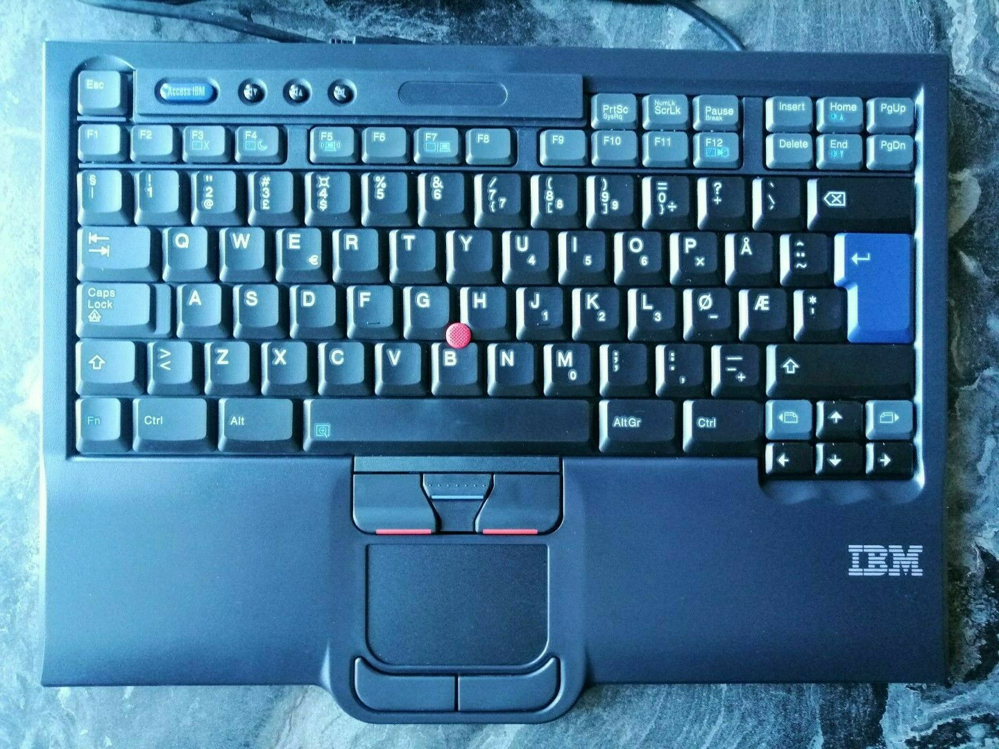 IBM Lenovo ThinkPad SK-8845 SK-8845RC UltraNav USB Keyboard