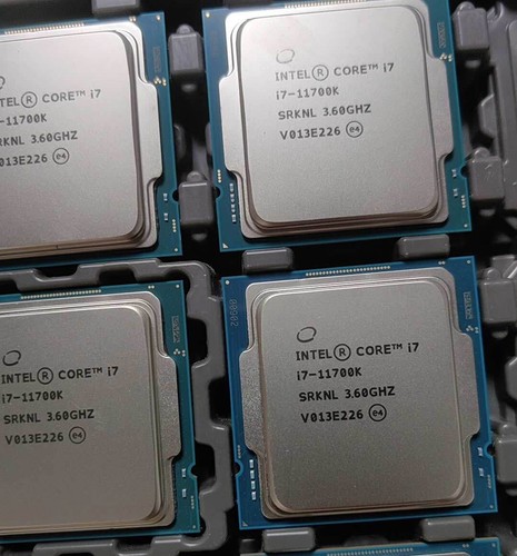 Intel Core I7 Gen 11 I7-11700K 8-core 4.90 GHz SRKNL FC LGA1200