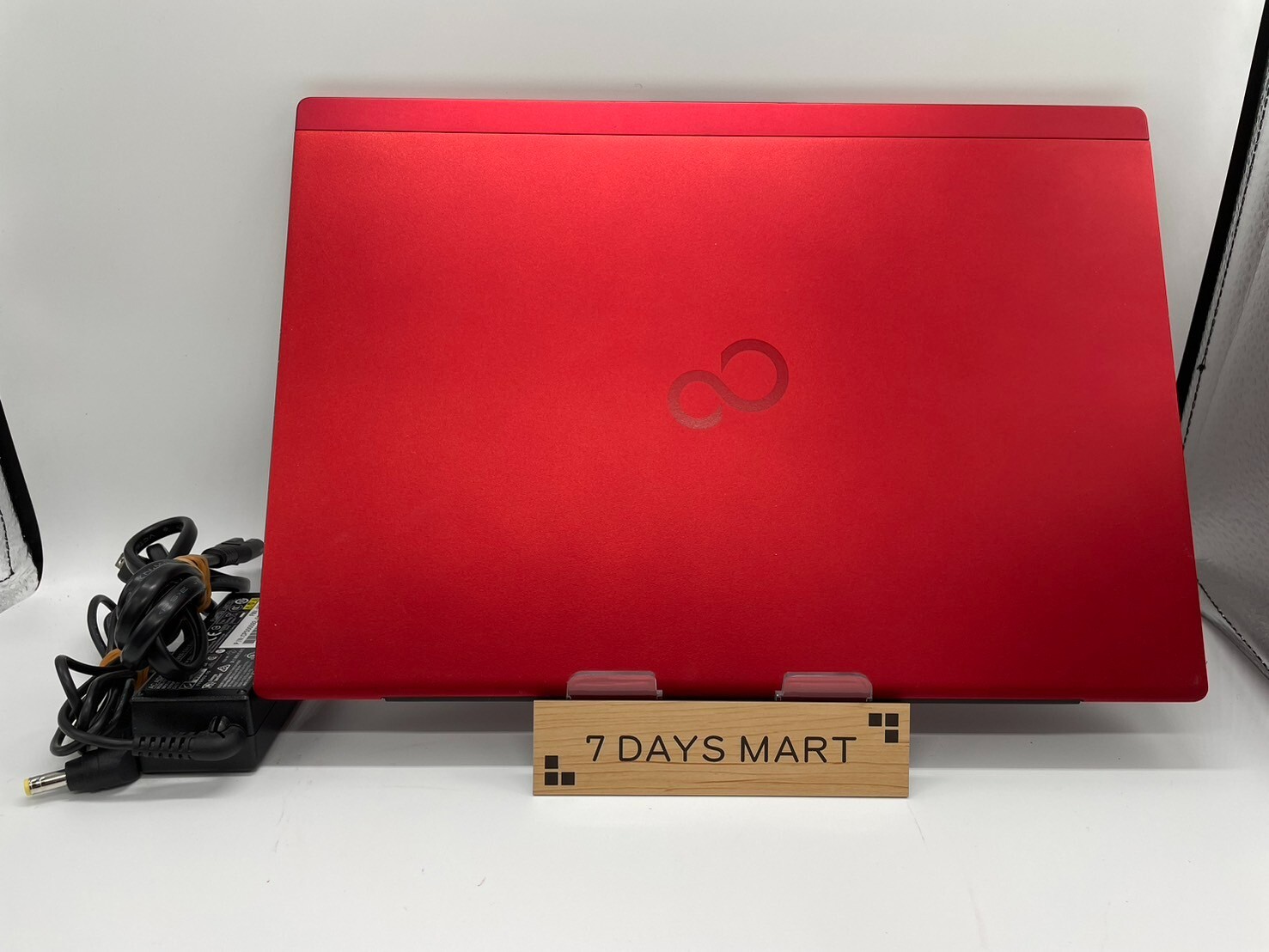 788 富士通 LIFEBOOK E549/A i5-8365U 8GB Fujitsu LifeBook E549 14