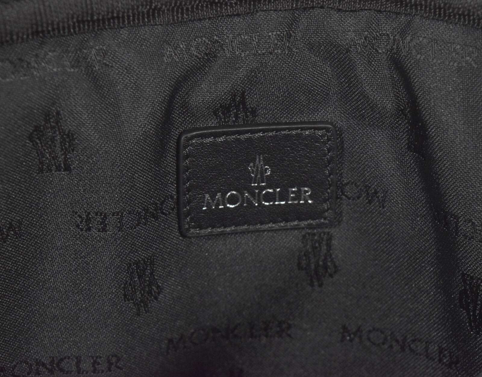 Authentic Moncler Black Leather Porta Logo Tablet iPad Case Bag 8