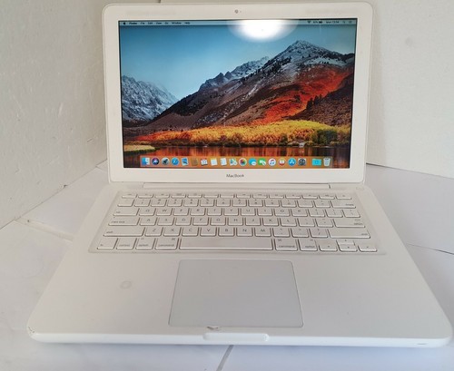 Apple White MacBook 2.26Ghz 6GB 320GB 13.3
