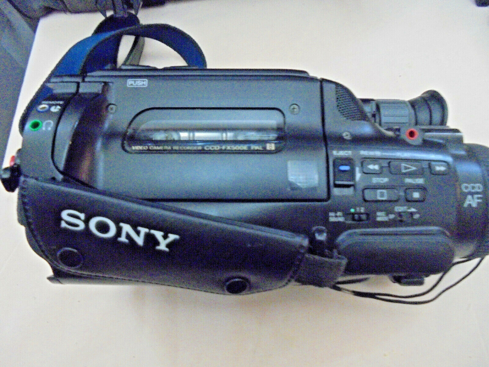 SONY HI - FI STEREO VIDEO 8 10X HANDY-CAM +BAG,AND LOTS OF GOOD