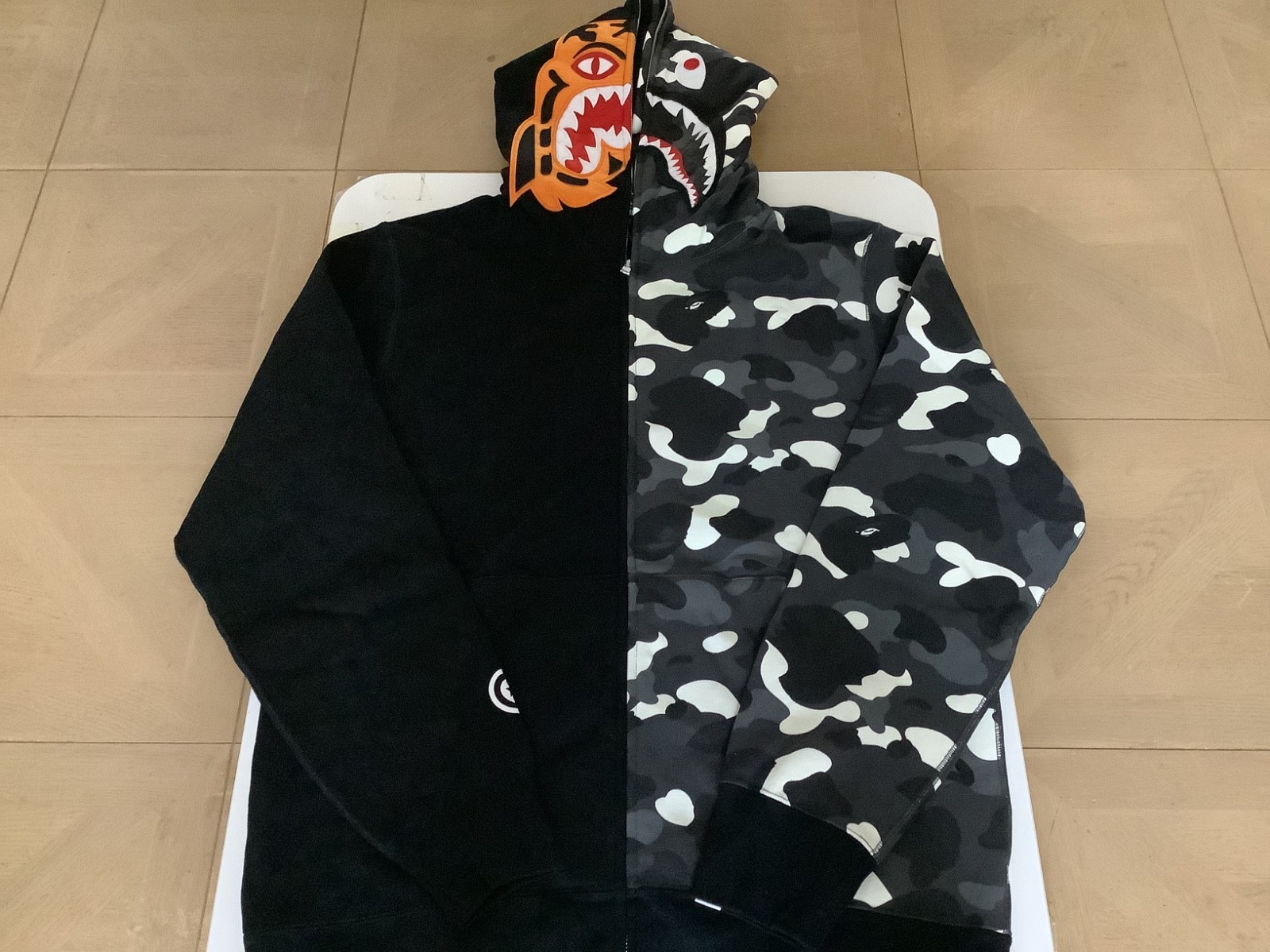Authentic a bathing ape bape city camo tiger shark full zip hoodie