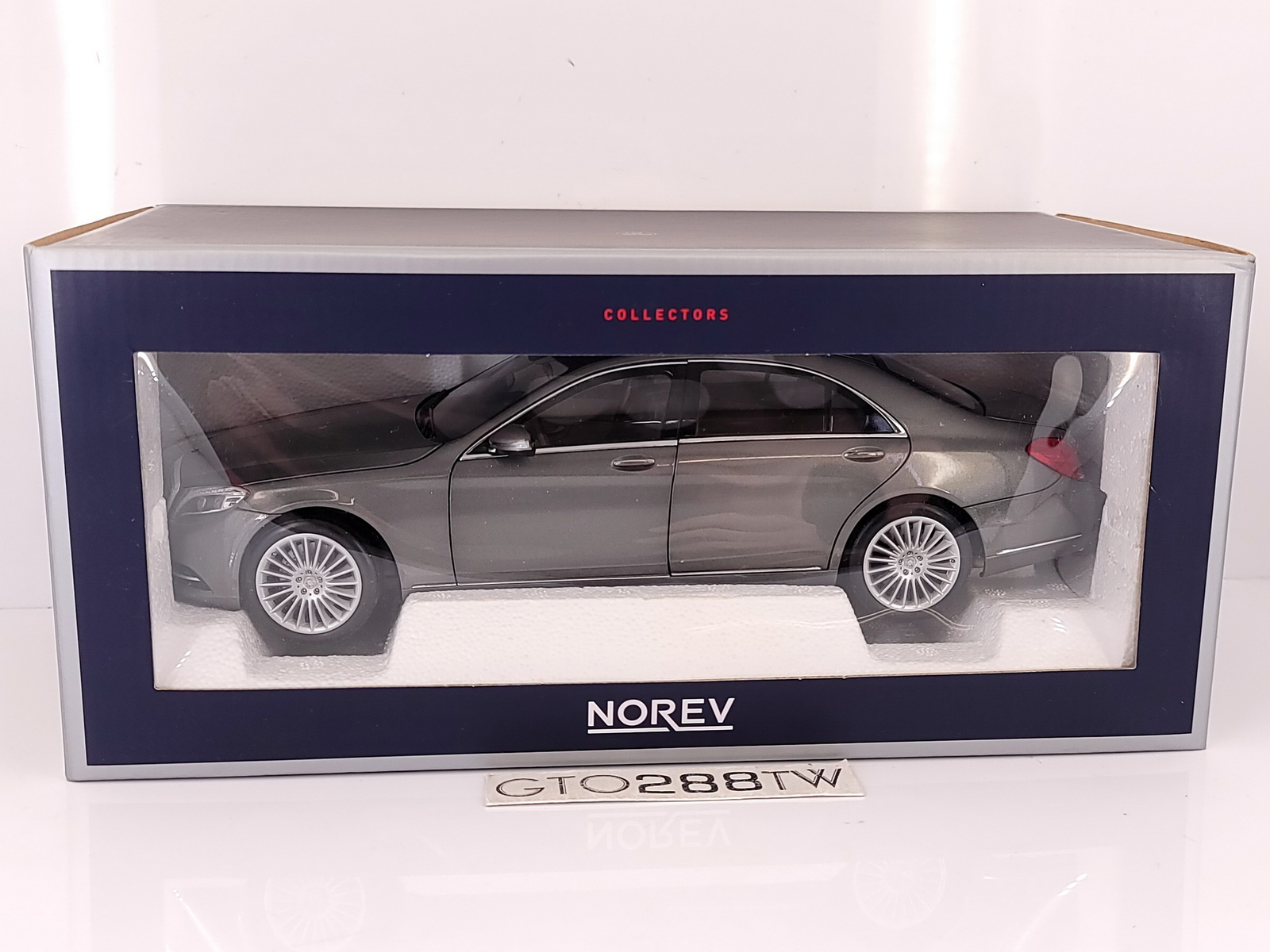 Norev 1:18 scale Mercedes-Benz S-Class Sedan 2013(W222/V222