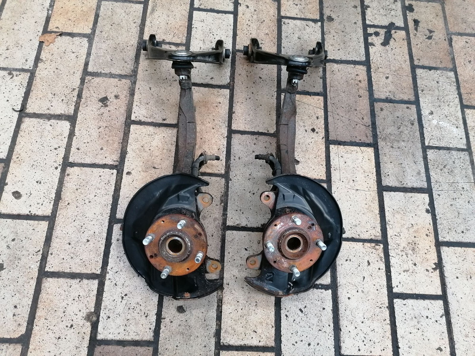 SET FRONT BRAKE KNUCKLE SPINDLE PAIR BOTH Honda CIVIC EK4 EK9 SiR