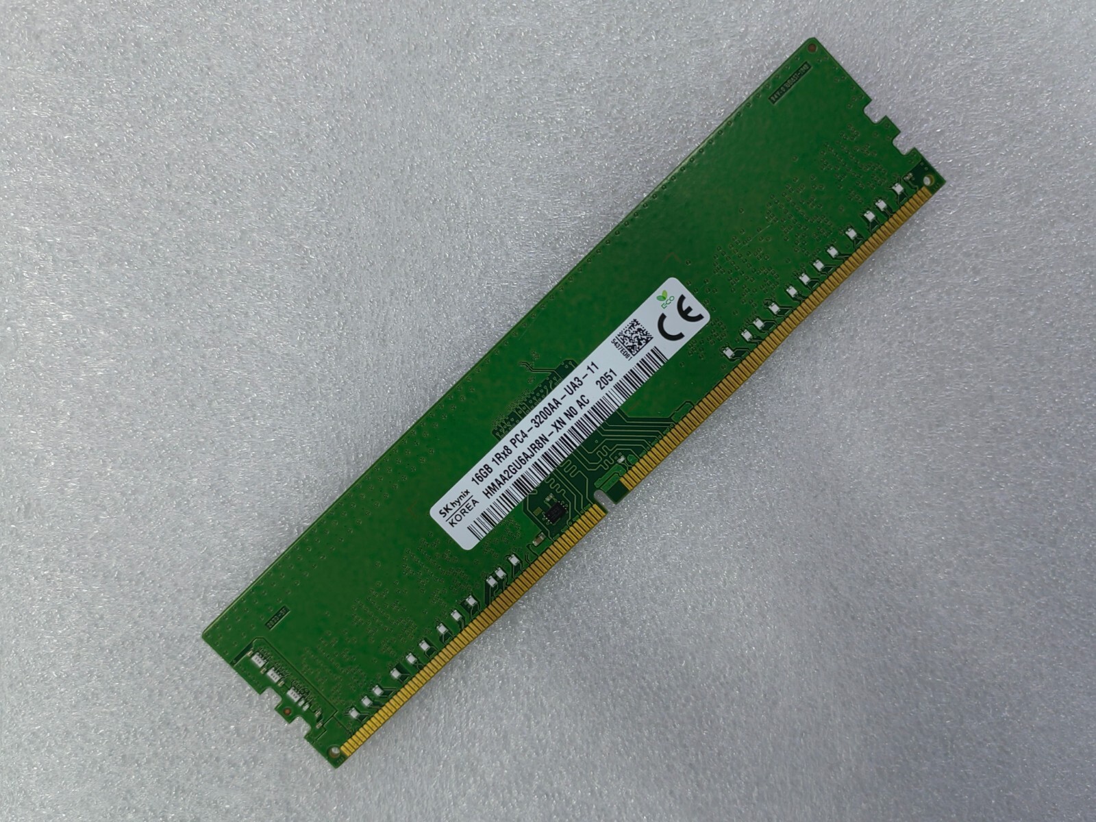 SK Hynix 16GB DDR4 3200 Desktop DIMM RAM 1Rx8 PC4-3200AA