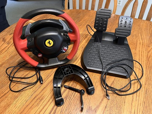 Xbox One Thrustmaster Ferrari 458 Spider Wheel And Pedals Set