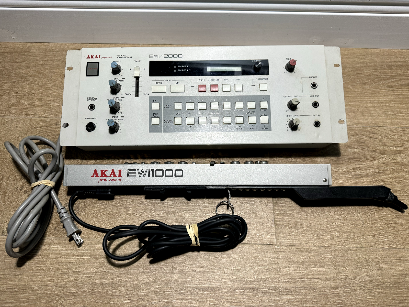 Vintage Akai Professional EWV2000 Module Synthesizer and EWI 1000