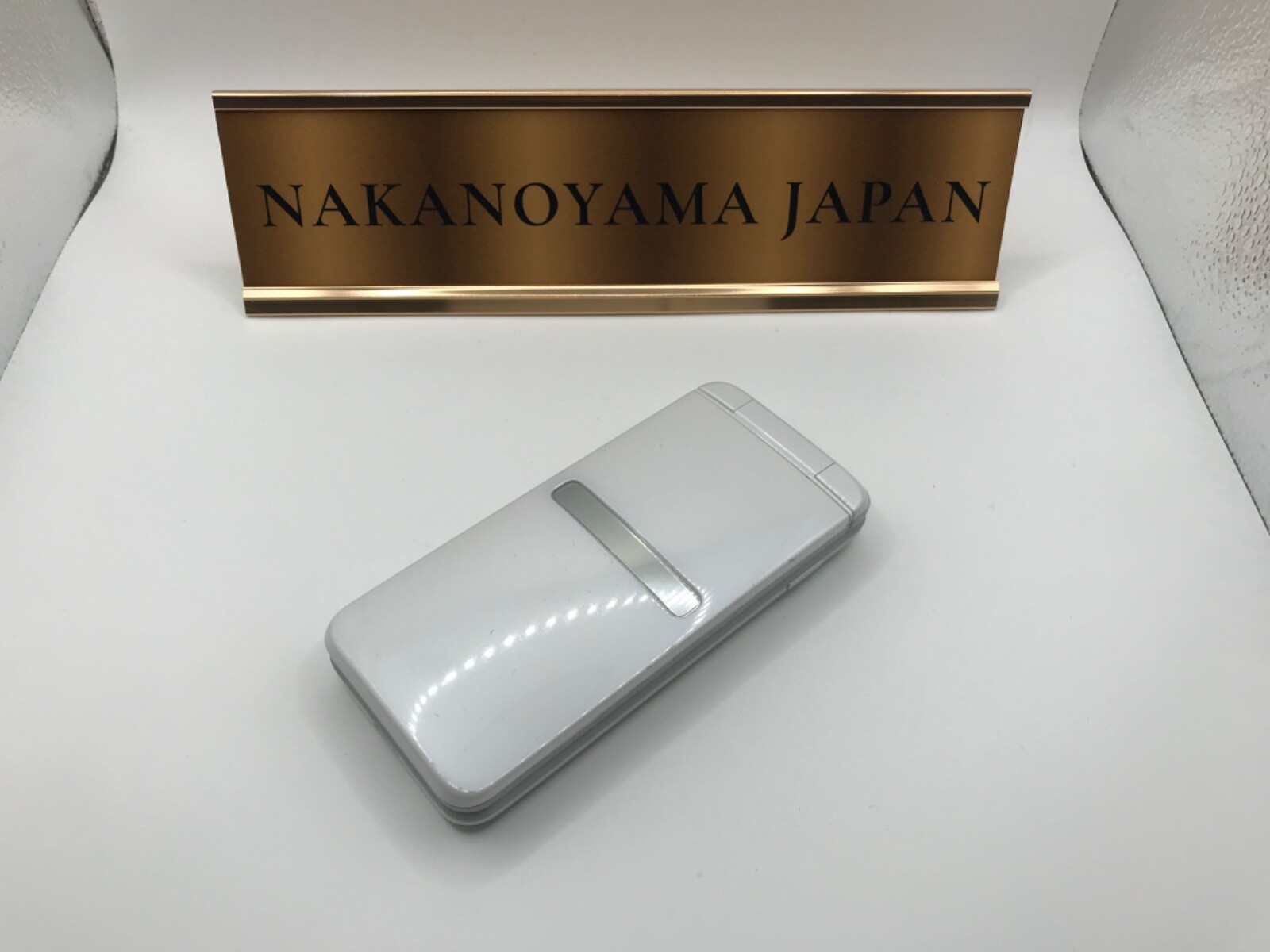 KYOCERA GRATINA 4G KYF39 Android Flip Phone Keitai White digno