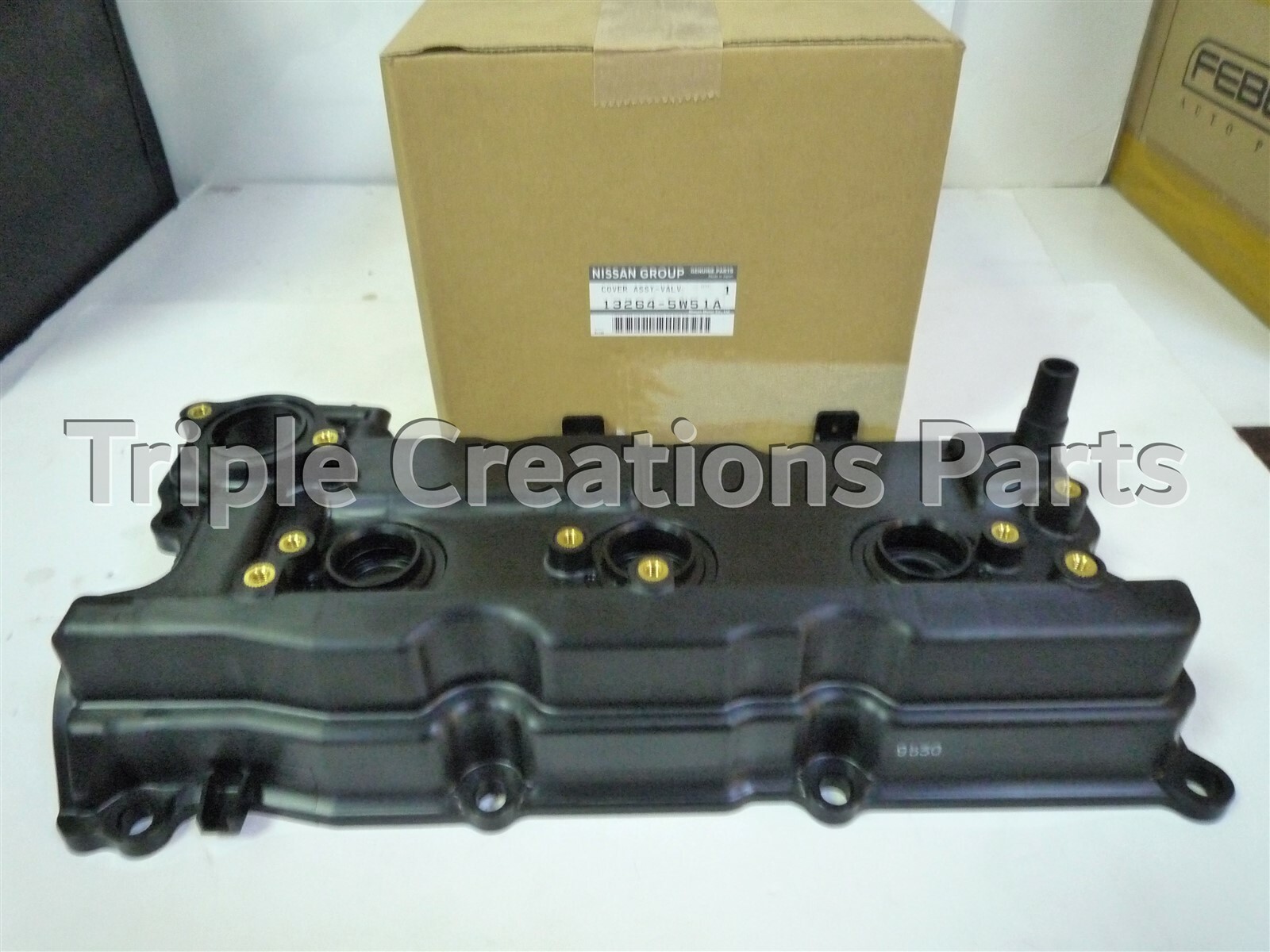 Genuine Nissan 13264-5W51A Cover Assy-Valve Rocker 132645W51A OEM