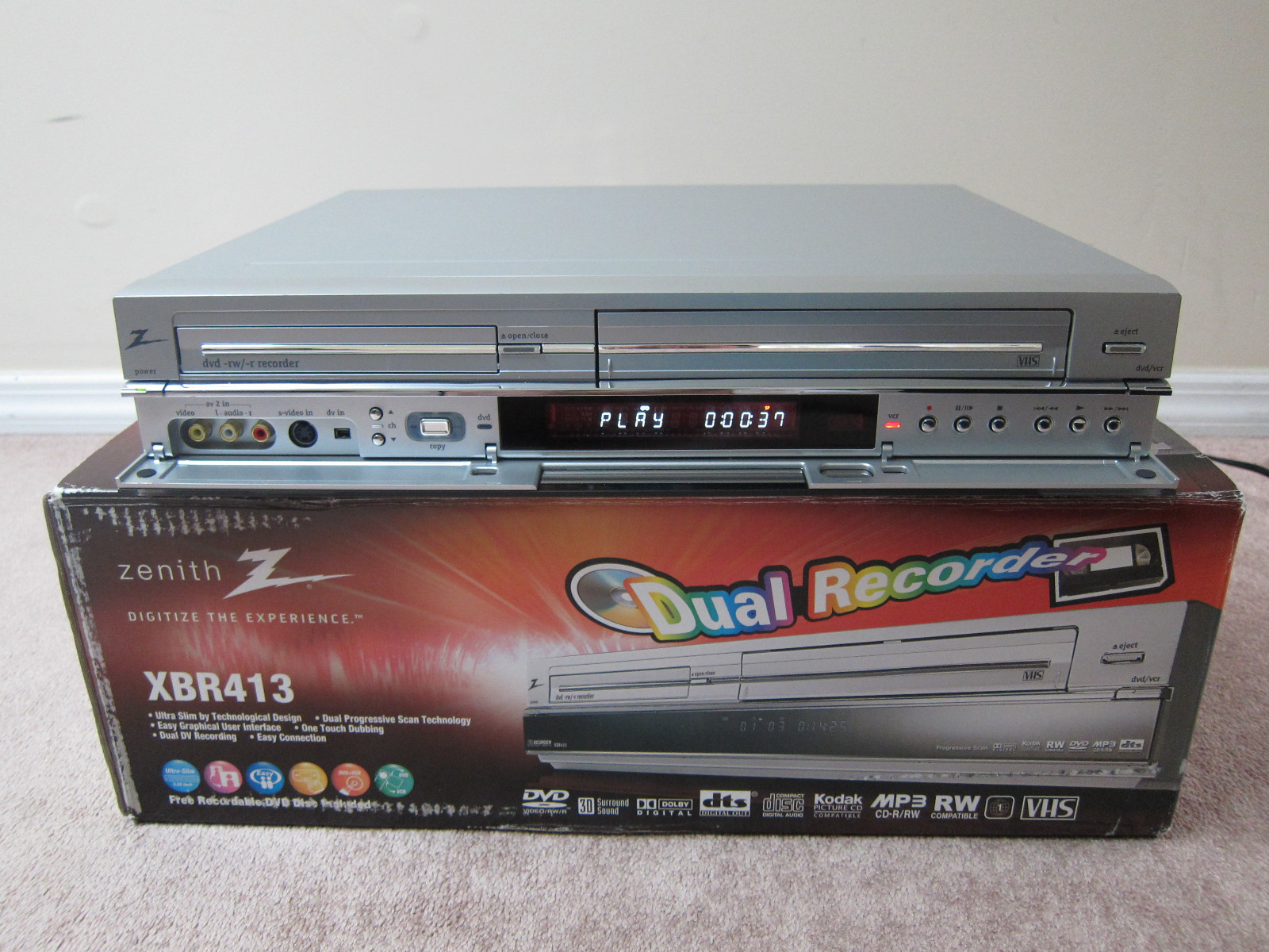 Zenith XBR413 DVD/VCR Combo Hi-Fi Video Cassette Recorder DVD