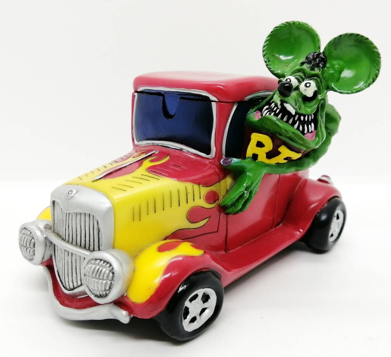 Rat Fink Ashtray Figure Mini Car Red Figure Resin Green Monster