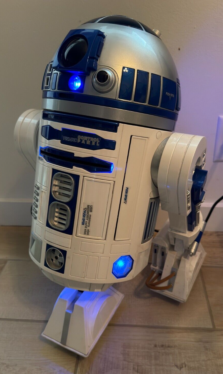 Nikko Star Wars R2-D2 DVD Projector 2007 32cm 100V-240V A type