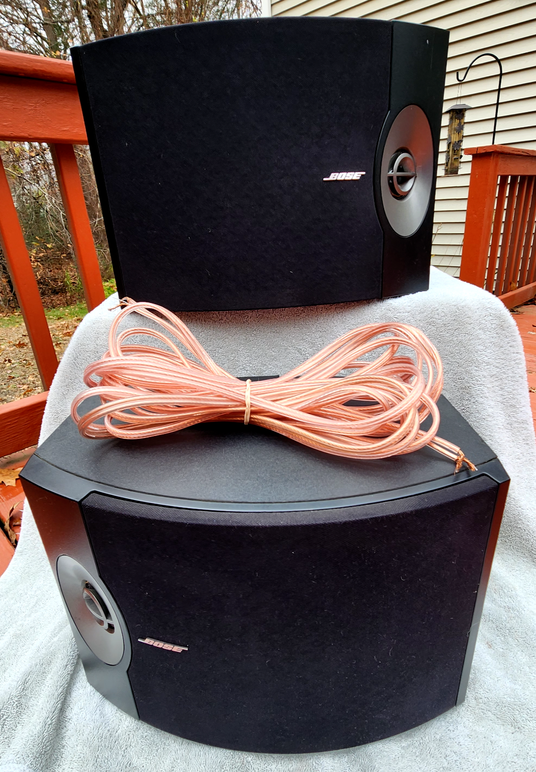 Bose 301 V Series Direct Reflecting Bookshelf Speakers | Black | 8