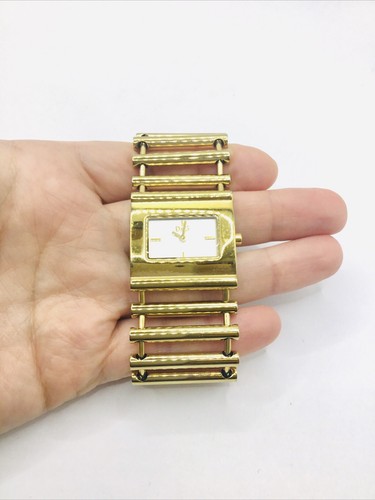 D&G Dolce And Gabbana Fashion Women's Watch In Gold Color WS Up To