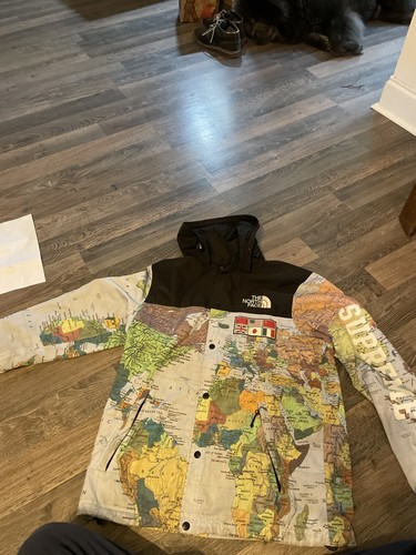 Supreme TNF North Face Atlas World Map Coaches Jacket W Hood Snaps