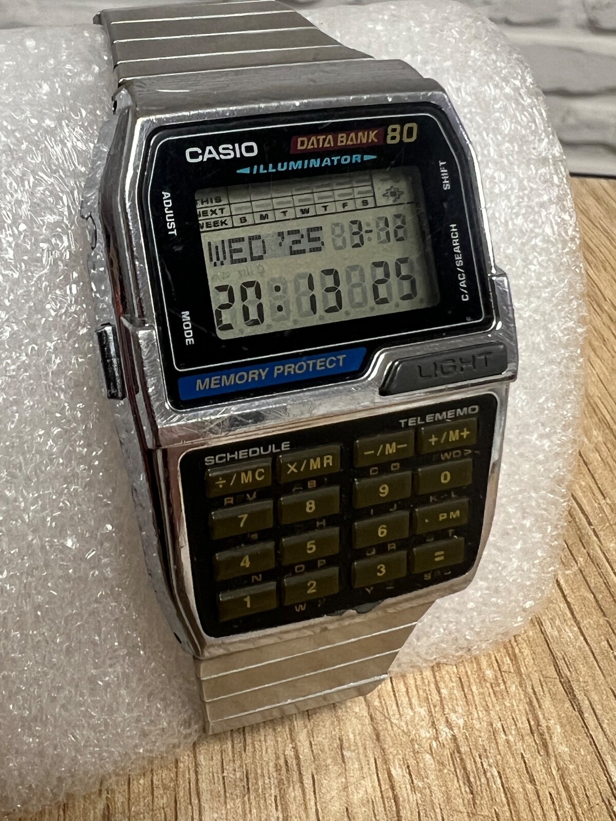 Casio DATA BANK 80 DBC-810 silver Memory Protect retro watch