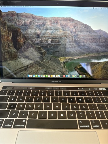 Apple MacBook Pro 2019 A2159 13in Core i5 1.4 GHz 8GB RAM 256GB