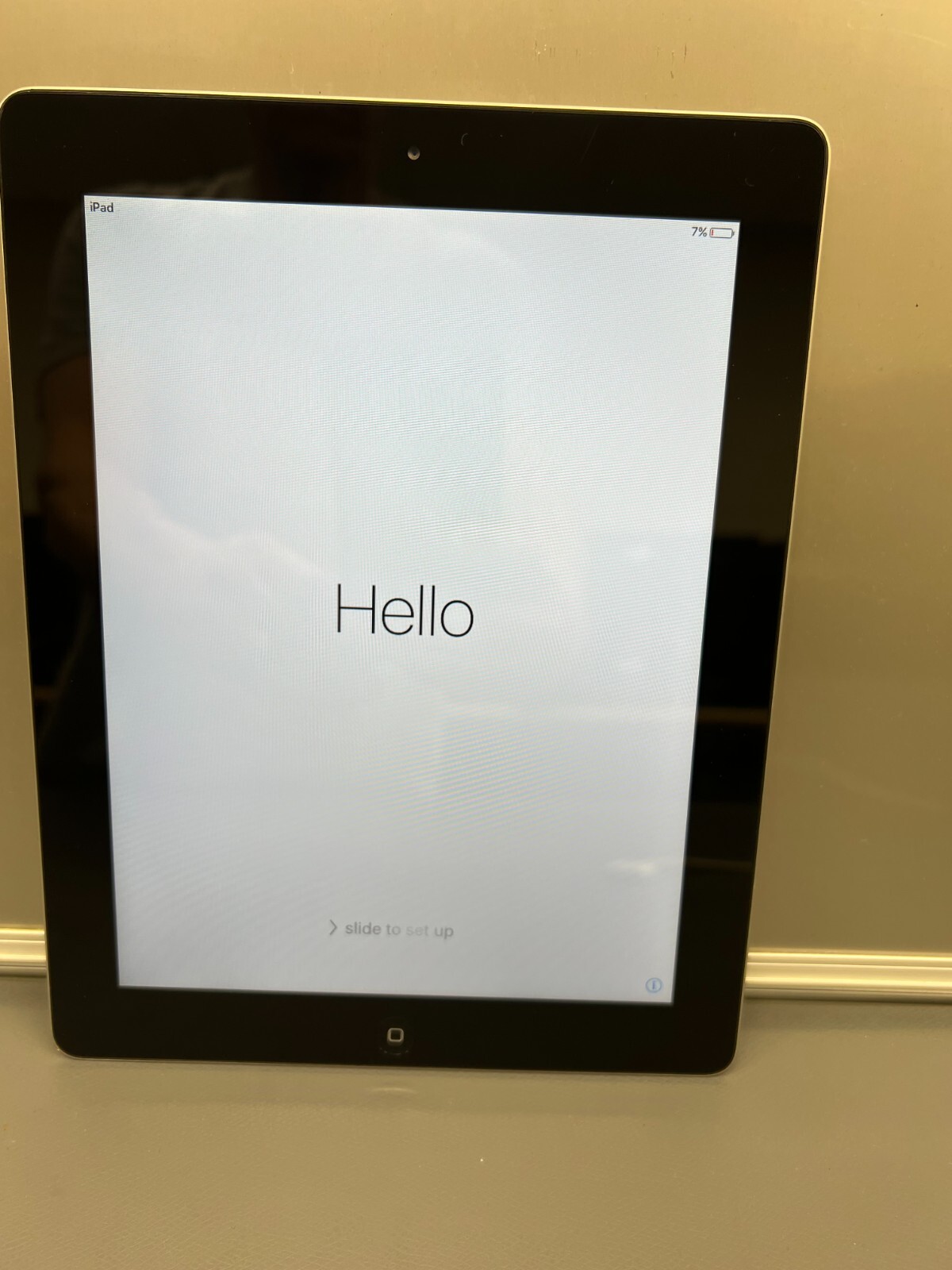 Apple iPad 3rd Gen. (A1416) 16GB - Wi-Fi - 9.7