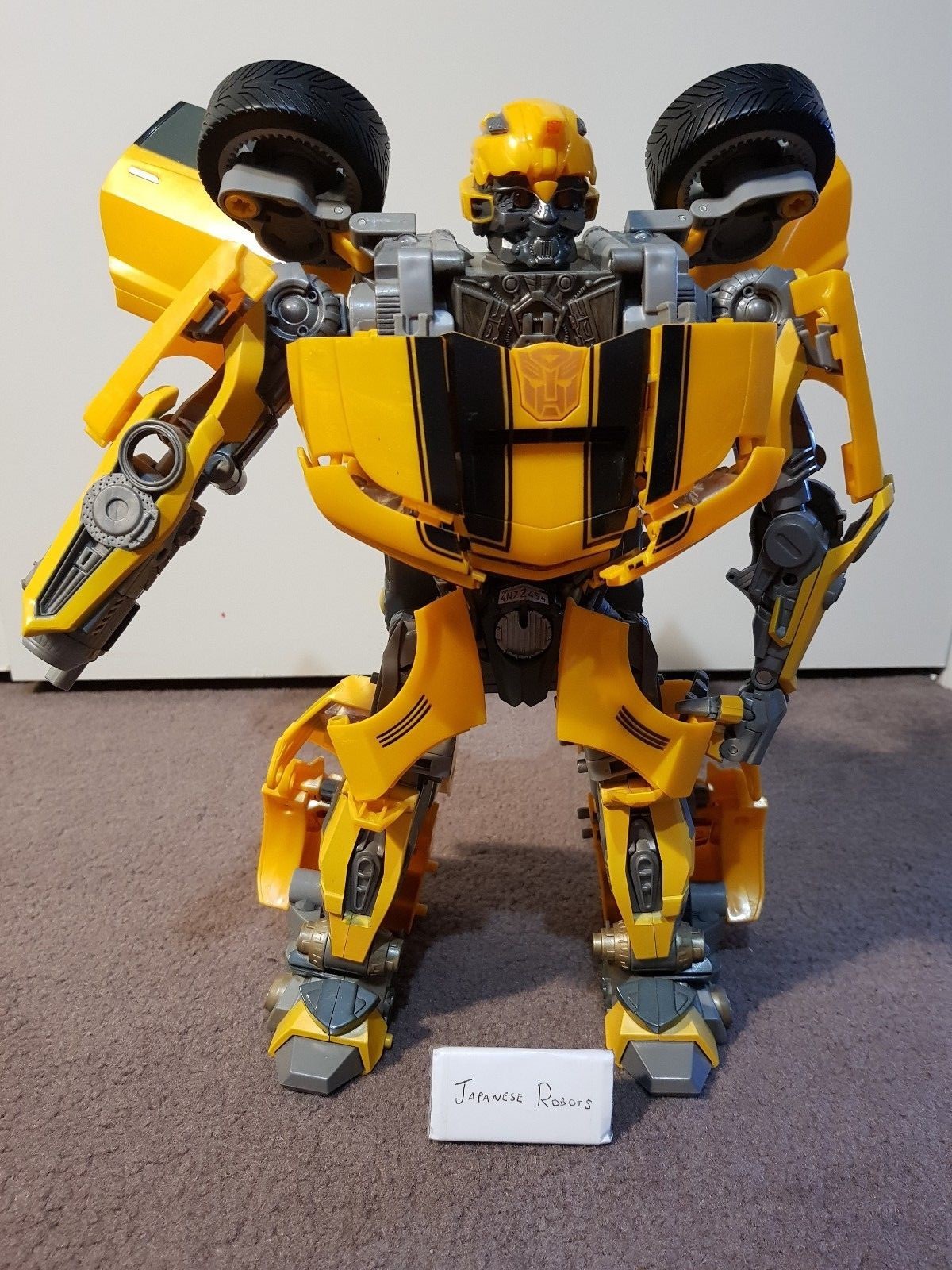 Hasbro Transformers Ultimate Bumblebee Figure | eBay