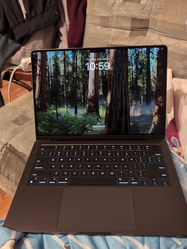 Apple MacBook Pro 14