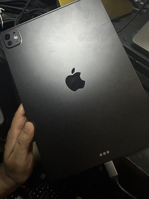 Apple iPad Pro 11-inch M4 Chip 256GB Wi-Fi Space Black MVV83LL/A