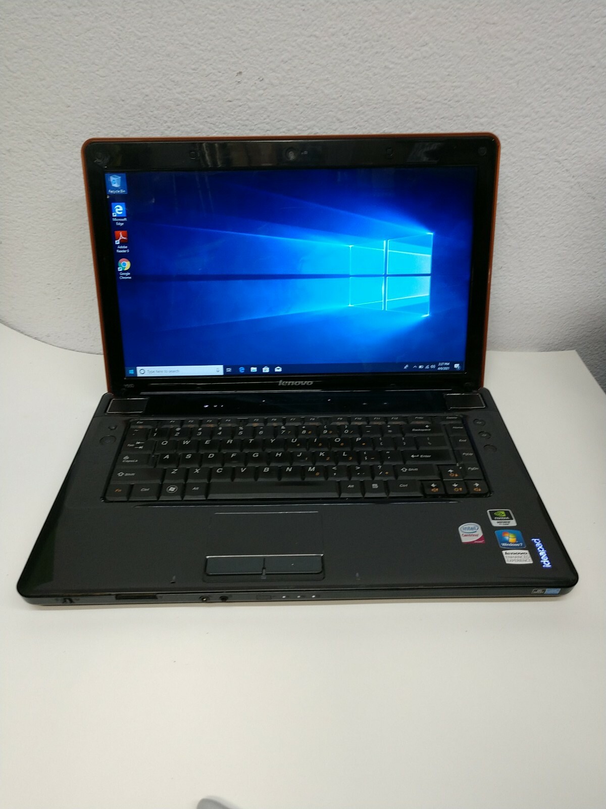 Lenovo Y550 Laptop Intel Core 2Duo T6600 2.20GHz 4GB RAM 250GB HDD