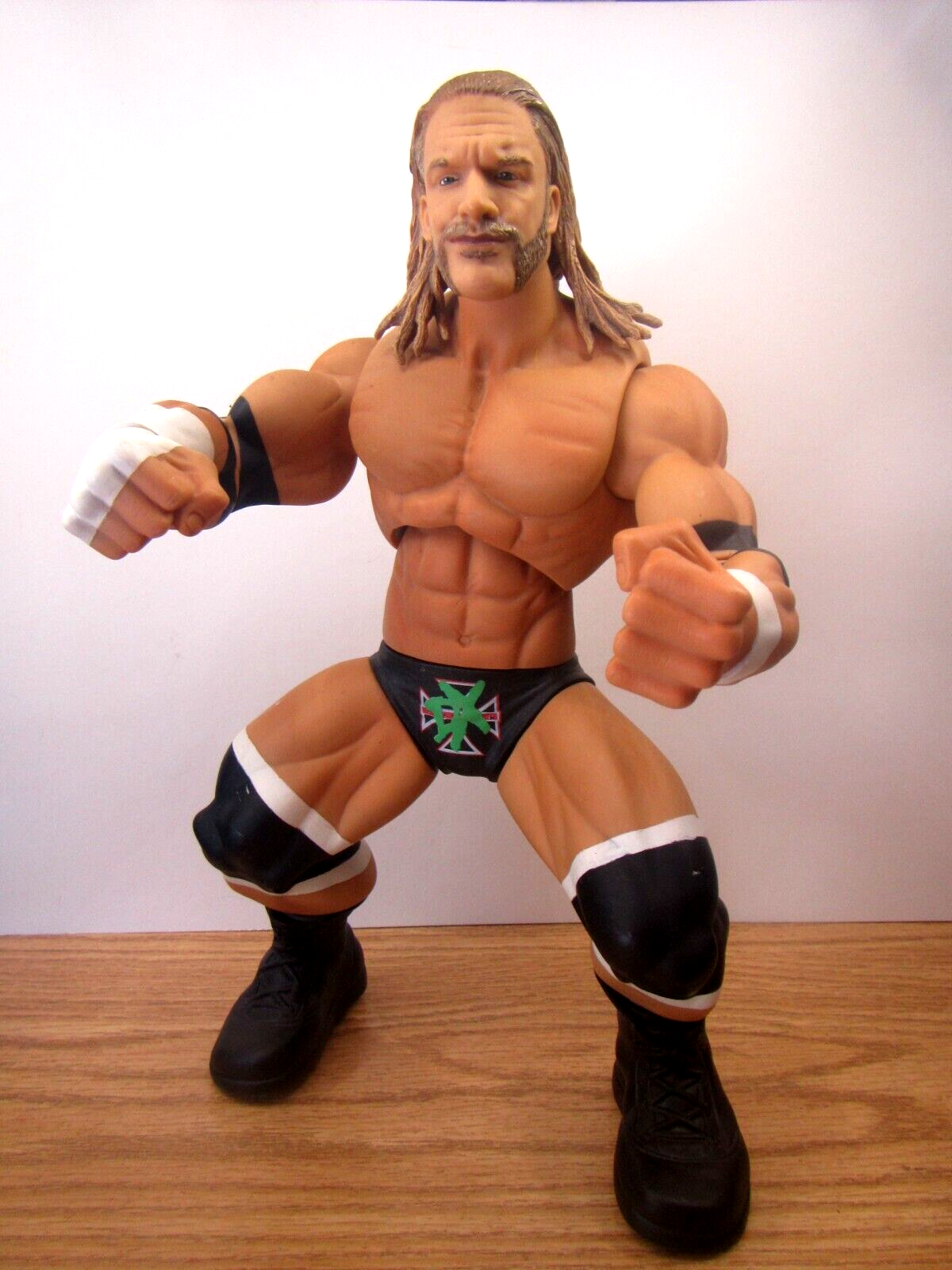 2005 WWE Ring Giants HHH DX Triple H Movable Wrester 14