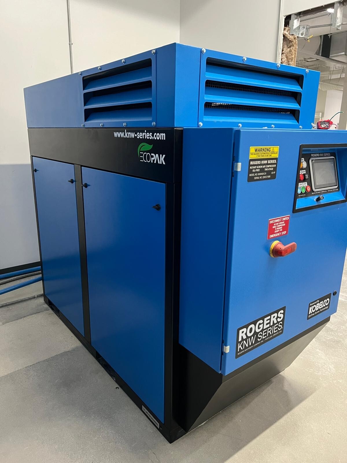 KOBELCO OIL FREE, KNW SERIES, 40 HP AIR COMPRESSOR '' TWO STAGE