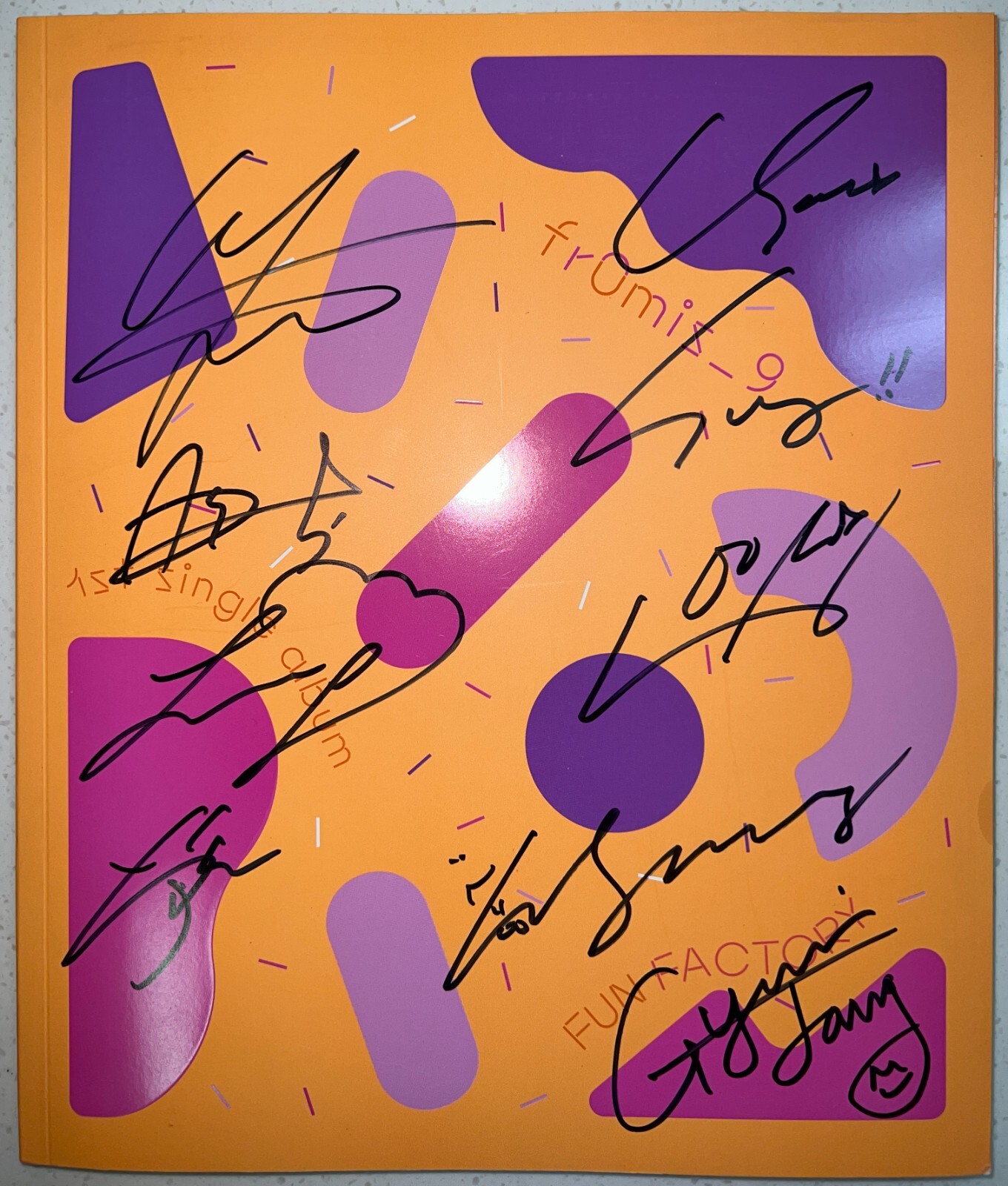 Fromis_9 [Fun Factory] All Member Autographed Signed Album Mint