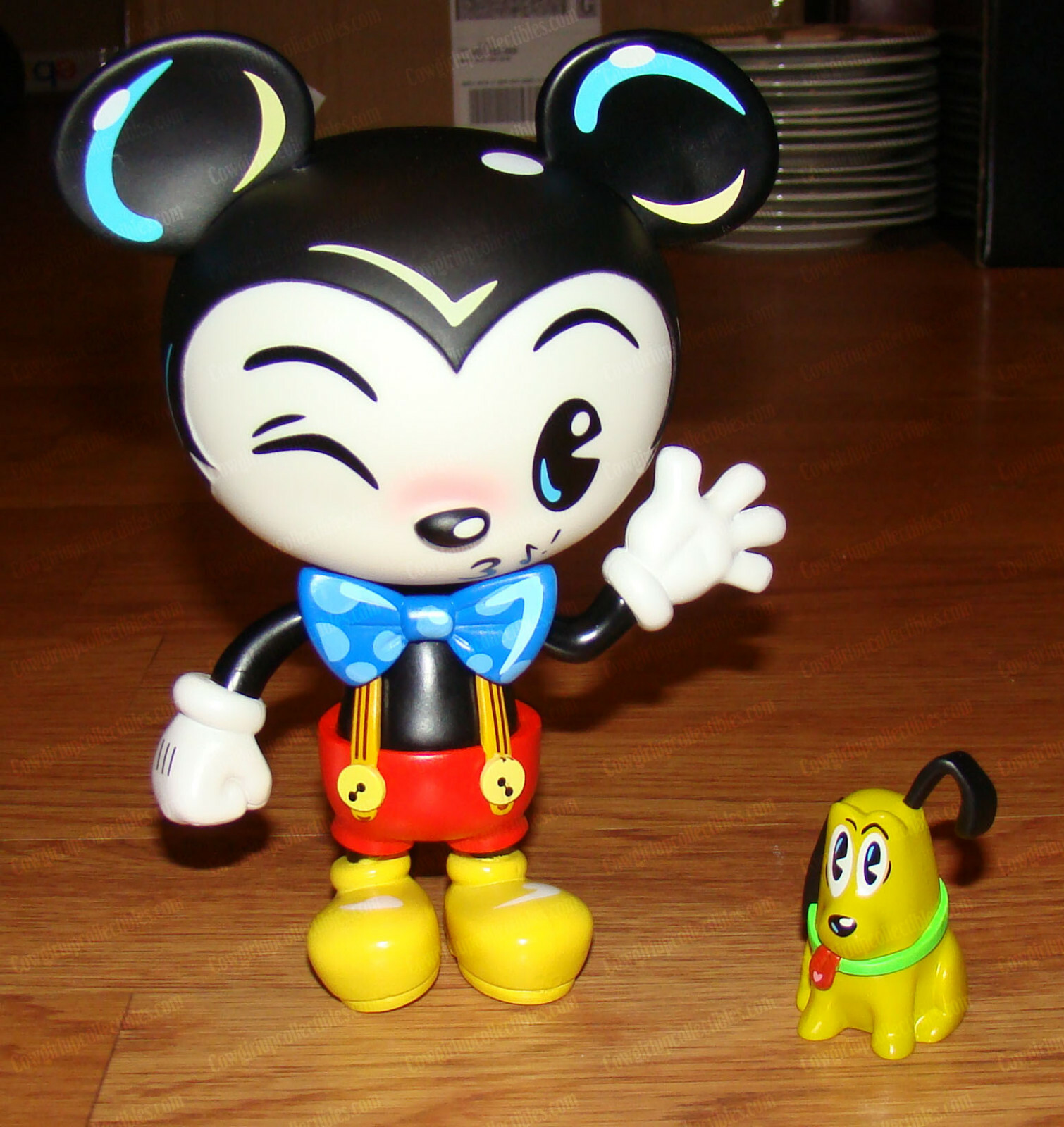 World of Miss Mindy, MICKEY MOUSE & Pluto Vinyl (6001680) Walt