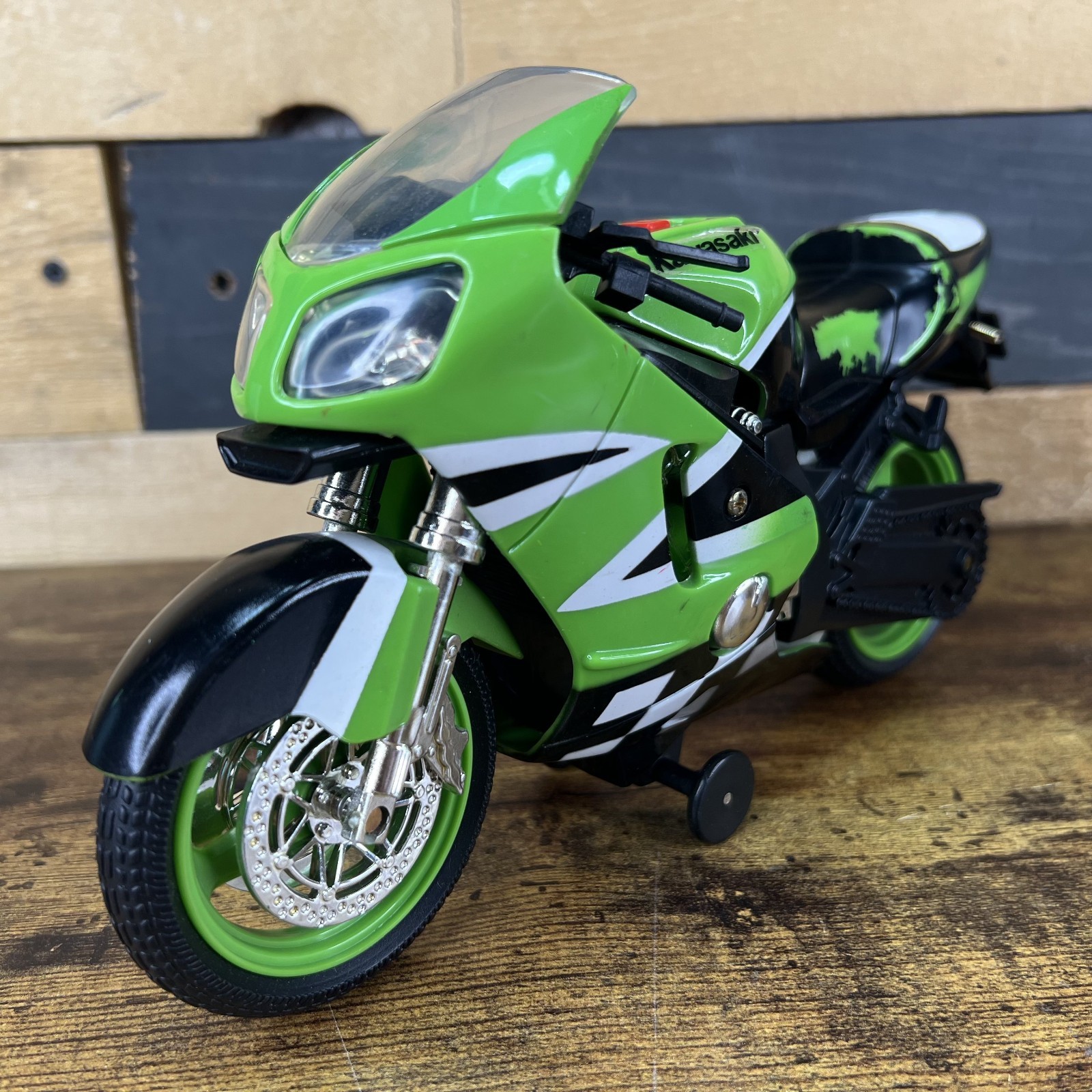 Road Rippers Kawasaki Ninja ZX-10R Motorcycle Plastic Toy, Works