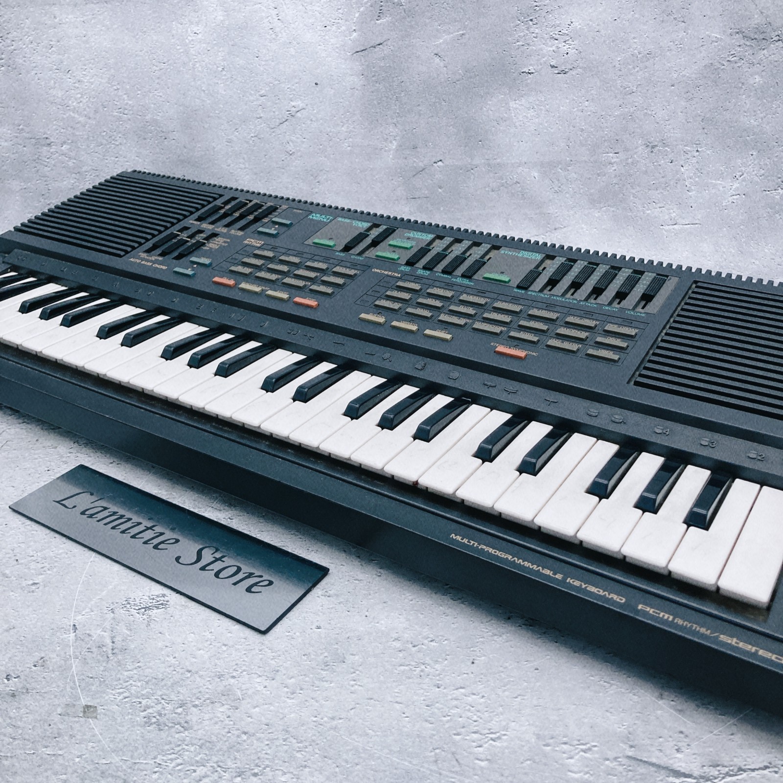 YAMAHA PortaSound PSS-560 Vintage Keyboard Synthesizer PSS560