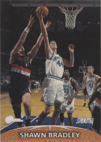 1999-00 Topps Stadium Club #117 Kobe Bryant PSA 10 Graded Card NBA