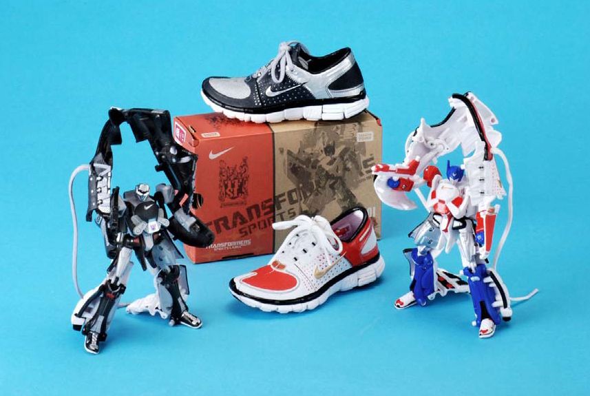 実在するNIKEの最新シューズが「トランスフォーマー」に変形 - GIGAZINE
