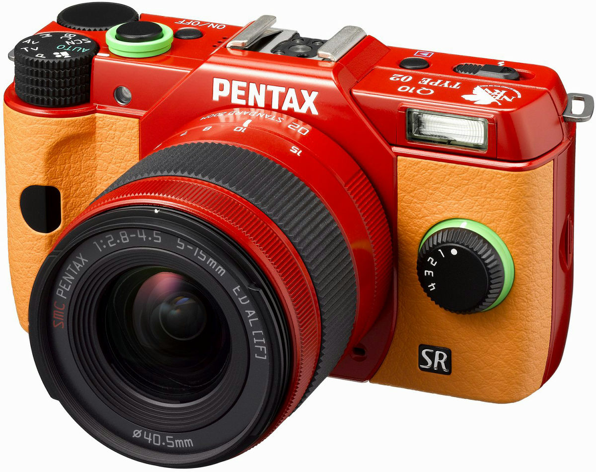 ヱヴァとデジタル一眼カメラ「PENTAX Q10」がコラボした特別モデル登場