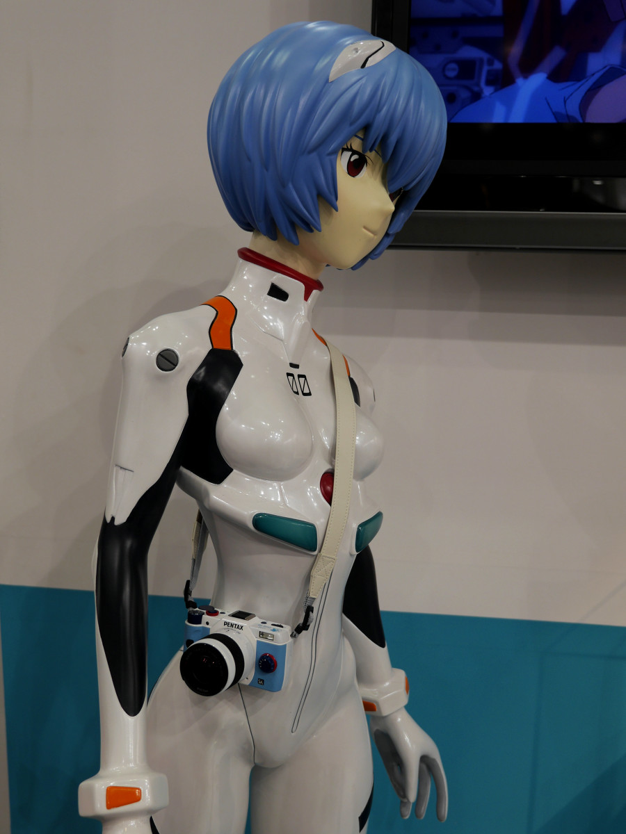 アスカ」「レイ」「初号機」3台のPENTAX Q10エヴァンゲリオンモデル