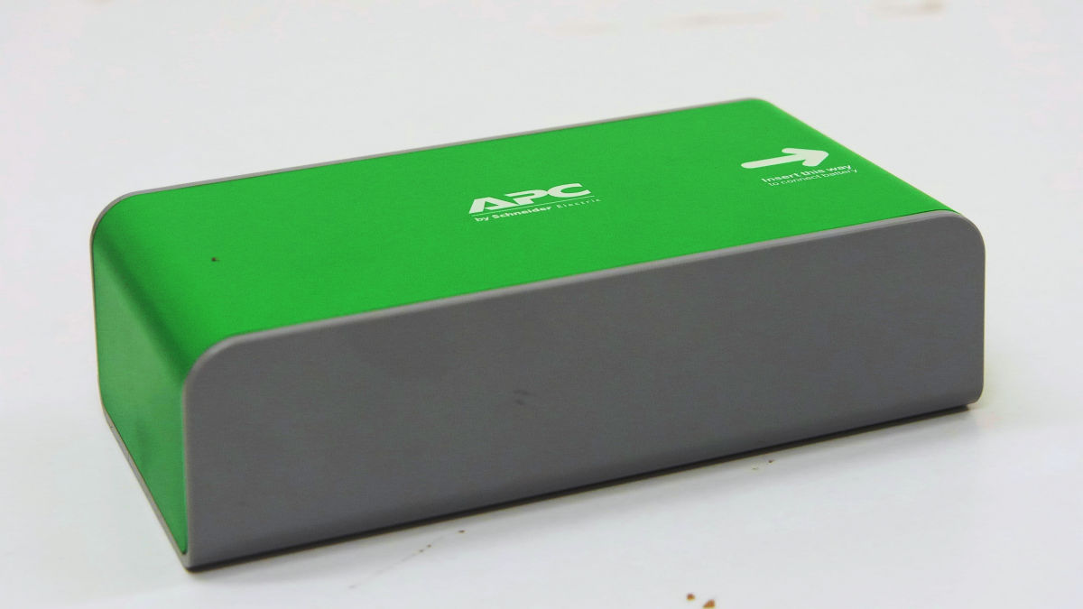 遠隔操作可能でスタイリッシュに進化したUPS「APC GS Pro 500」を実際
