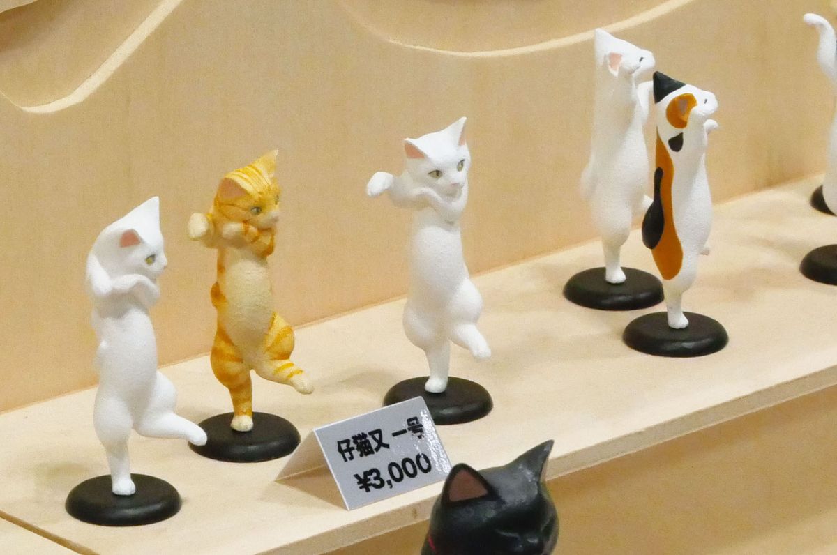 カッコ良すぎる「狛猫」や可愛さ大爆発な「土鍋にゃんこぐい呑」など