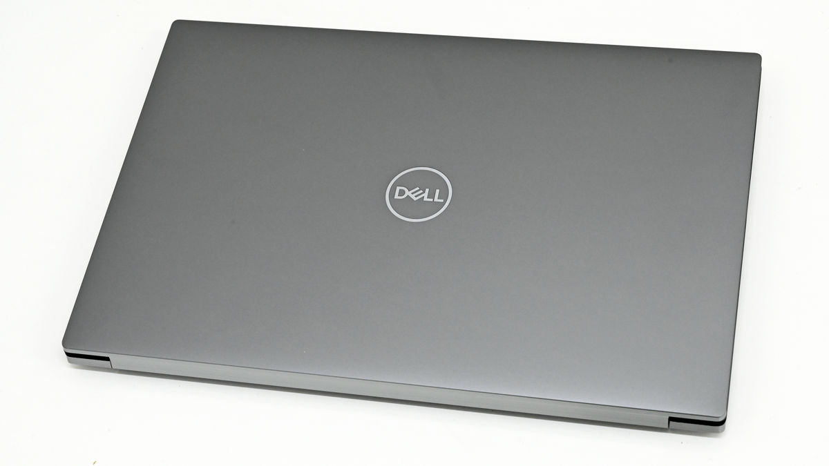 高い性能をどんな場所でも発揮するモバイルワークステーション「Dell