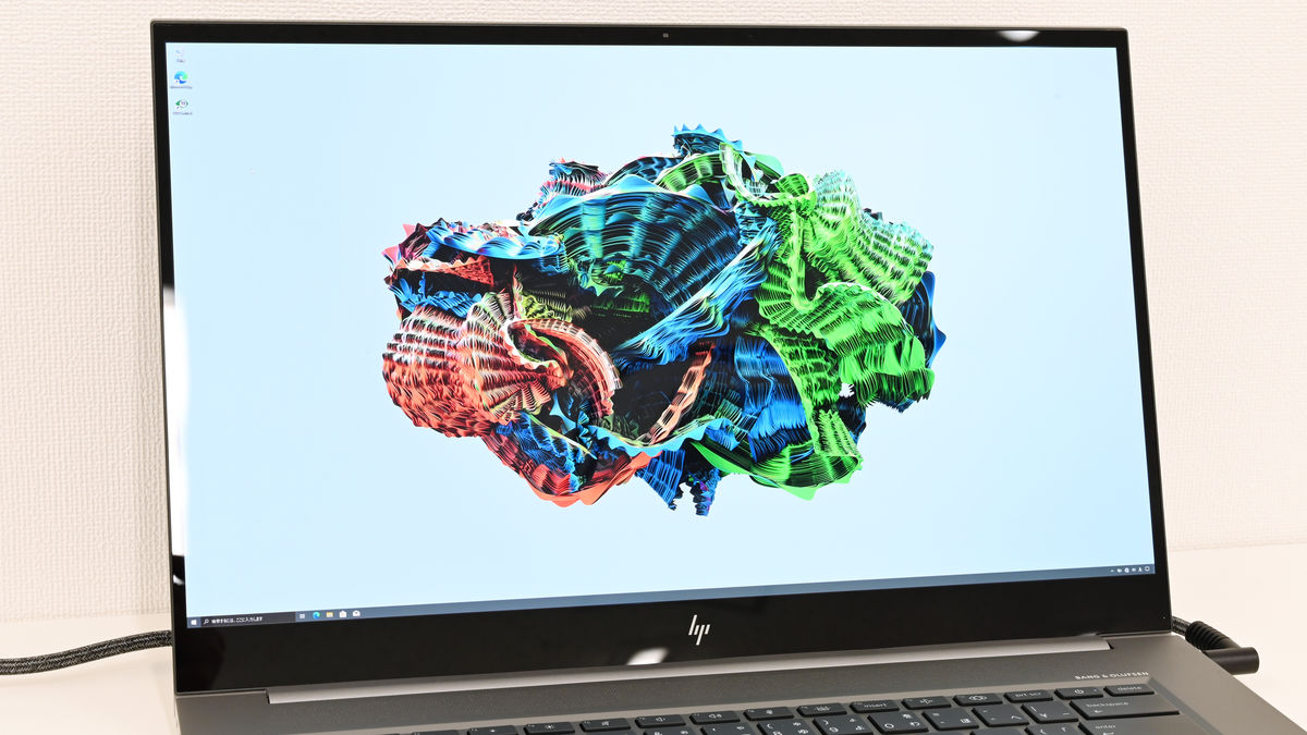 4K有機ELディスプレイの高表現力でクリエイティビティを十分に発揮