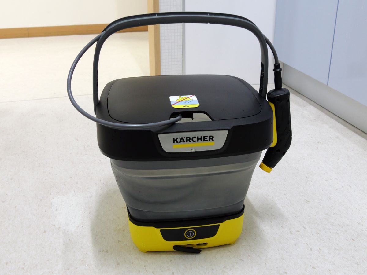 Karcher's battery-powered and tank-integrated cleaning machine 'OC