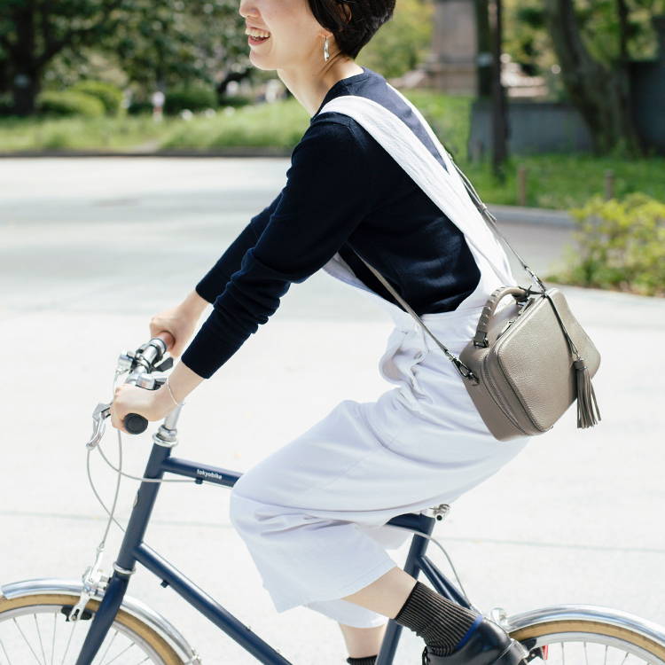 スタッフ愛用品 クラルテ スウィングミニショルダー – 土屋鞄製造所