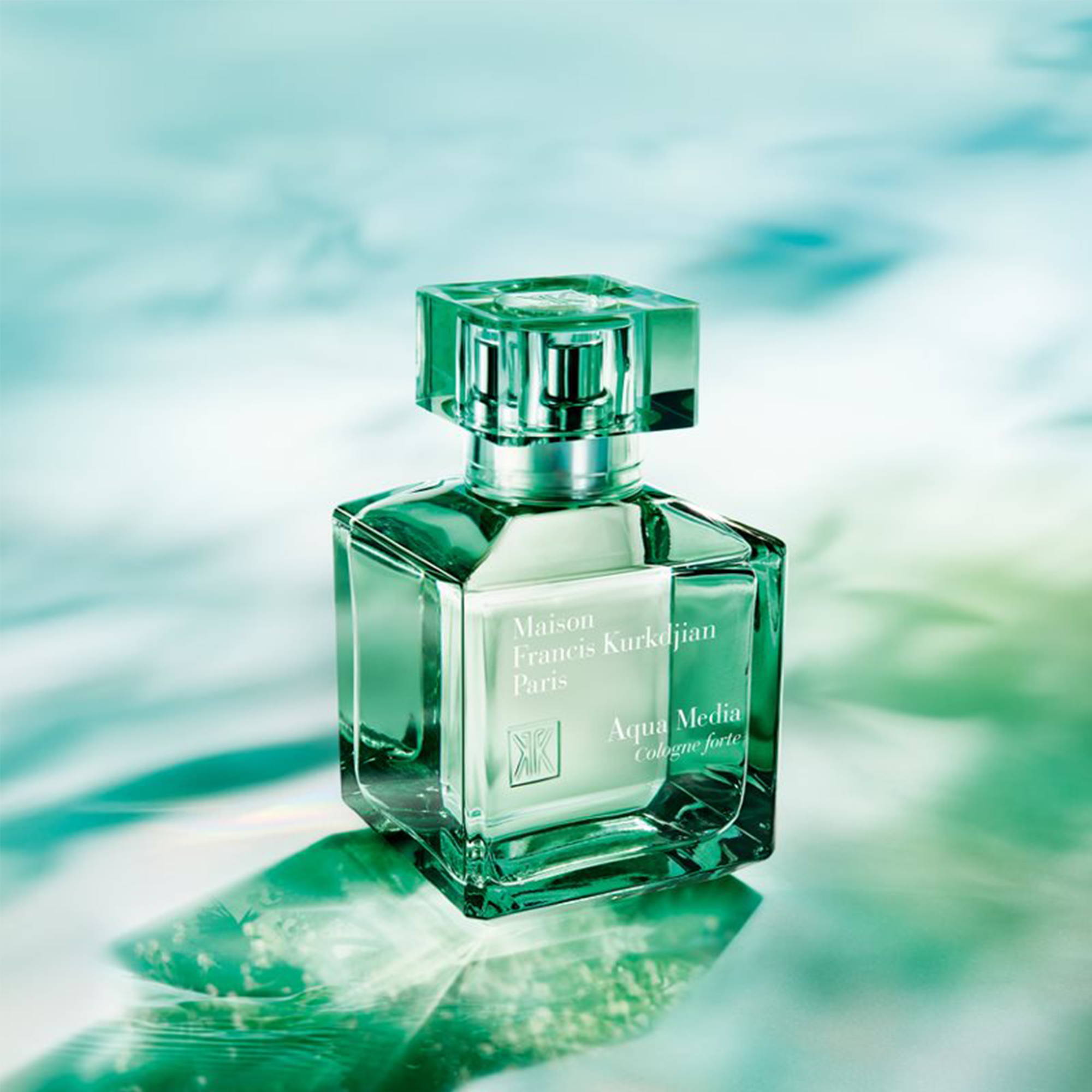THE SCENTED JOURNEY: Aqua Media Cologne forte – Twisted Lily