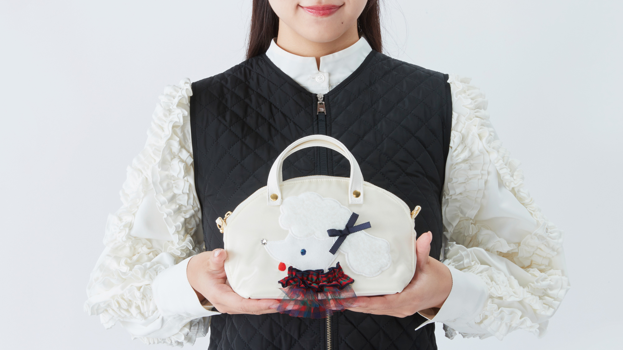 再販売日が決定】Bibiy.×familiar 初のコラボレーションアイテムが登場