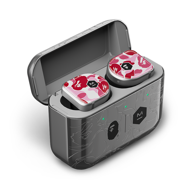 MASTER & DYNAMIC | bape.com